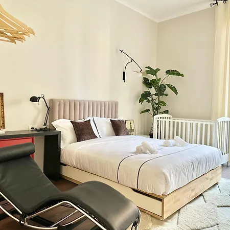 公寓 Designer Apartment, Entire Home, 2 Bathrooms, For Families, Groups